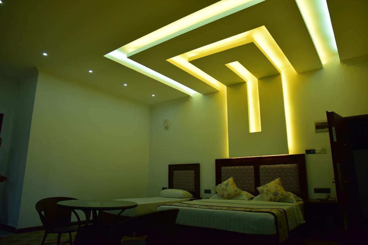 Euro Star Hotel Katunayaka Exteriér fotografie